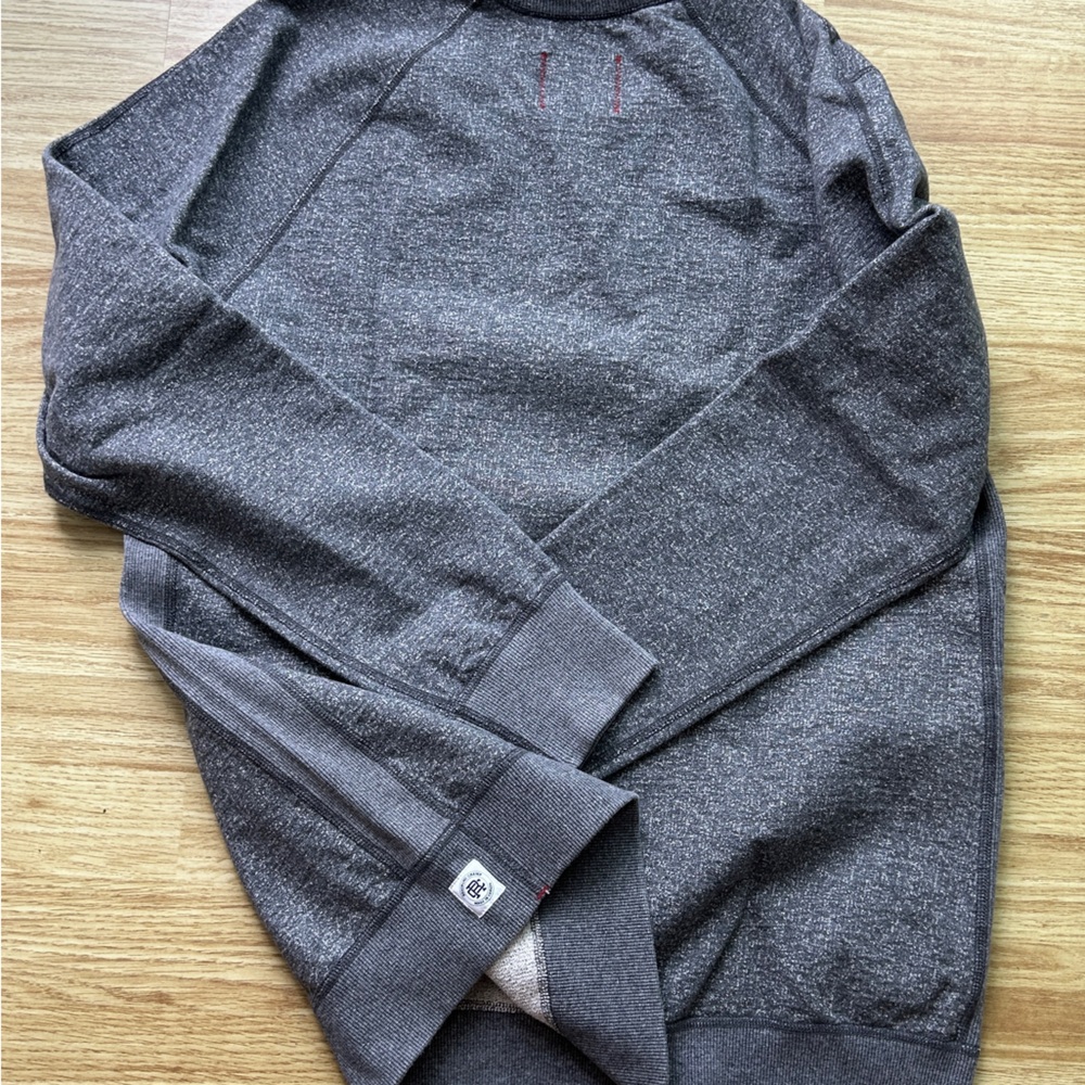 Reining champ x Club Monaco sweatshirt, size XL. Pre-owned, excellent condition. - Picture 4 of 5